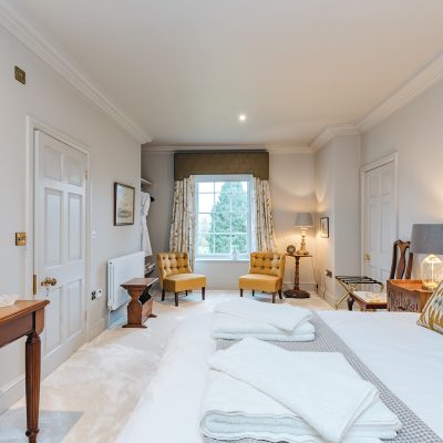 Magnolia Bedroom 2 King Size Bed with en-suite