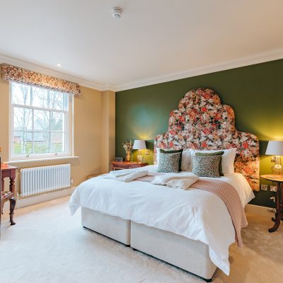 Dahlia Bedroom 6 Super King Size Bed with en-suite.
